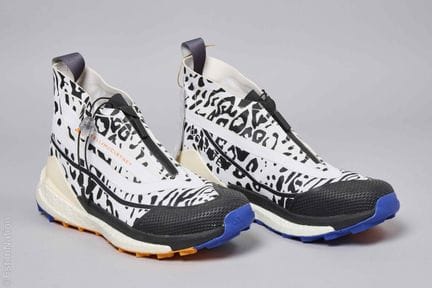 STELLA McCARTNEY X ADIDAS
PAIRE DE SNEAKERS "TERRE