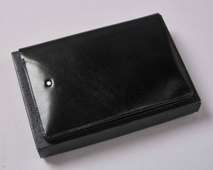 MONTBLANC
Copertina per agenda e rubrica in pelle 