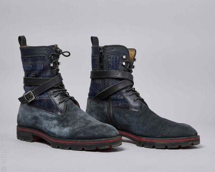 CHRISTIAN LOUBOUTIN
COPPIA DI STIVALI in pelle di 