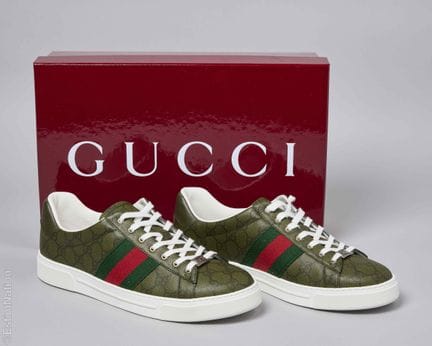 GUCCI
PAIRE DE SNEAKERS "ACE" en toile enduite sup