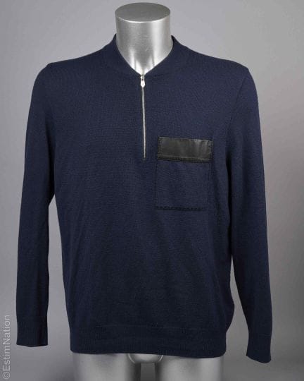 HERMÈS
PULL OVER à col zippé en laine d'agneau mar