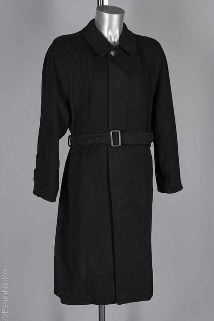 CERRUTTI 1881
CAPPOTTO con maniche raglan in lana 