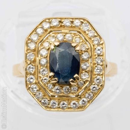 BAGUE SAPHIR DIAMANTS
Bague de forme octogonale en