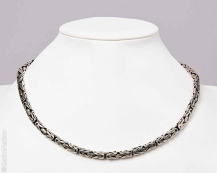 BIJOUX EN ARGENT
Collier articulé à mailles stylis