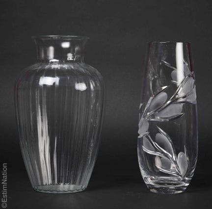 CRISTALERÍA MODERNA
Importante jarrón de cristal m