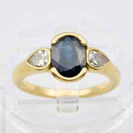 ANILLO DE ORO AMARILLO ZAFIRO Y DIAMANTE
Anillo de