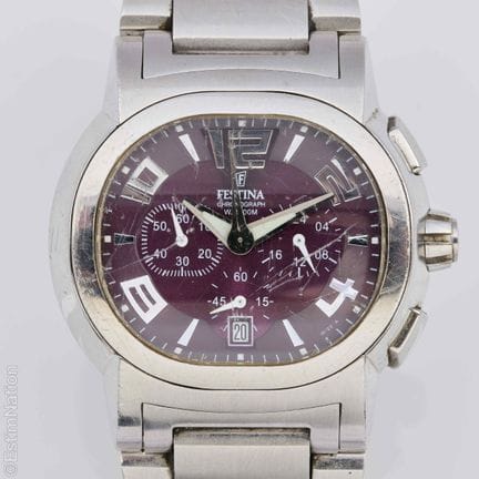 FESTINA. 
Reloj cronógrafo de acero, caja ovalada,
