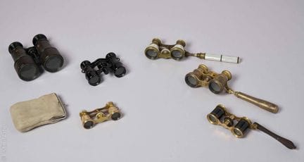 OBJETOS DE VITRINA - PRISMÁTICOS
Colección de pris