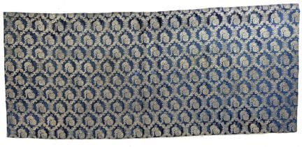 BROCART de soie bleu roi brodé de motifs de paon d