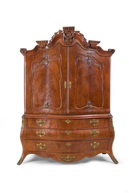MIROIR RECTANGULAIRE en bois sculpté laqué rouge e