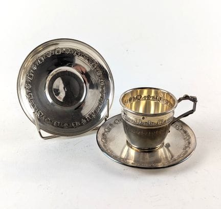 TAZZA E DUE PIATTINI in argento (950 - testa di Me