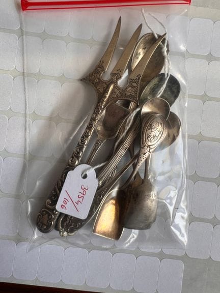SET DI SETTE CUCCHIAI DA SALE in argento (800 e 92