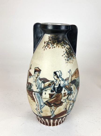 CIBOURE - Période FISCHER
VASE ovoïde à col et ans