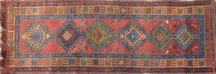 PETIT TAPIS type galerie en laine polychrome à déc