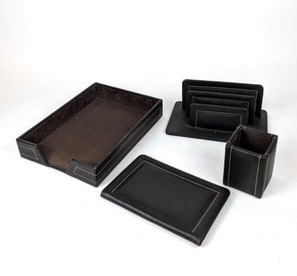 NECESSAIRE DE BUREAU en simili-cuir marron chocola