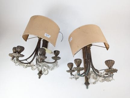 PAIRE D’APPLIQUES en bronze doré à cinq bras de lu