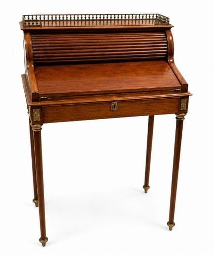 PETIT BUREAU à gradin, en acajou et placage d’acaj