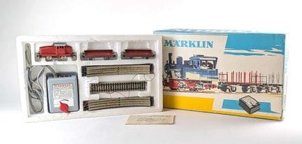 MARKLIN 
FREIGHT TRAIN, model 2919, in its origina
