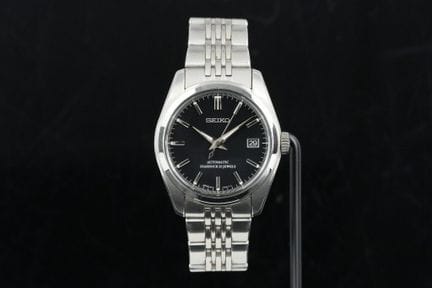 Seiko Spirit référence SCVS003, cet exemplaire dat
