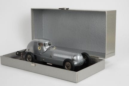MÄRKLIN - GERMANIA (1)
1096 MERCEDES W25 “Freccia 