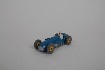DINKY TOYS - INGHILTERRA (1)
230 TALBOT LAGO blu, 