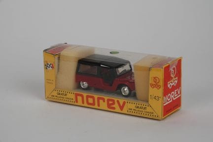 NOREV - FRANCIA (1)
137 CITROËN MEHARI, bordeaux, 