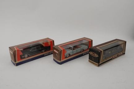 SARATOV - URSS (3)
ZIL 115 limousine + ZIL 117 cab