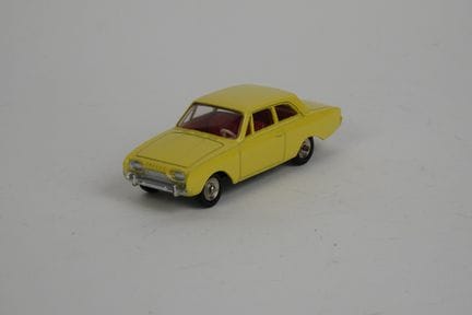DINKY POCH - SPAGNA (1)
559 FORD TAUNUS, giallo, m