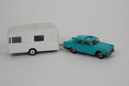 NOREV - FRANCIA (1)
93 GABINETTO PEUGEOT 404 e PAN