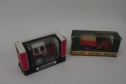 VARIE - URSS (2)
AMO-F15 A.c. + trattore Belarus M