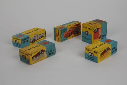 CORGI TOYS - INGHILTERRA (6)
Lotto di 5 scatole vu