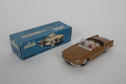 SOLIDO - FRANCIA (1)
109 RENAULT FLORIDE cabriolet