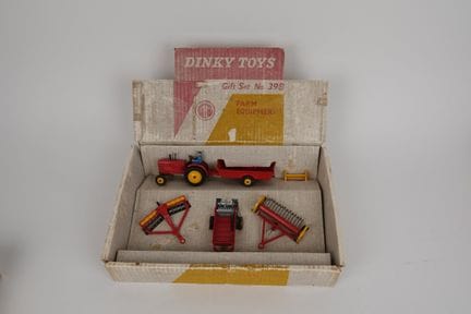 DINKY TOYS - INGHILTERRA (1)
398 FARM EQUIPMENT GI
