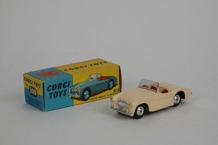 CORGI TOYS - INGHILTERRA (1)
300 AUSTIN HEALEY cab