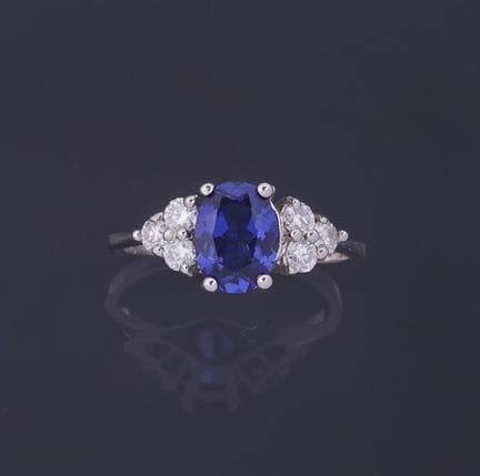 Ring im Art-Déco-Stil aus 18 Karat Weißgold (750er
