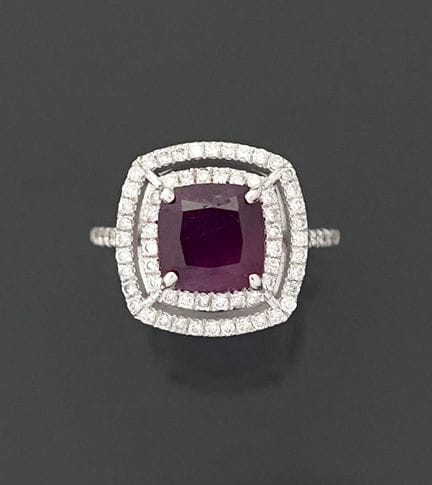 Ring aus 18 Karat Weißgold (750 Tausendstel), verz
