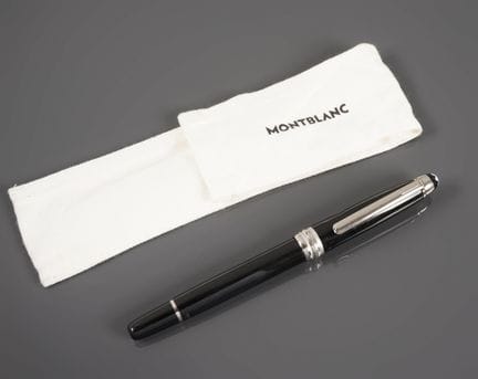 MONTBLANC
Modell Meisterstück
Kugelschreiber aus s