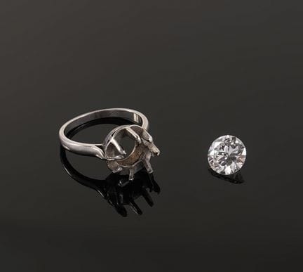 Solitärring aus 850er Platin, besetzt mit einem Di