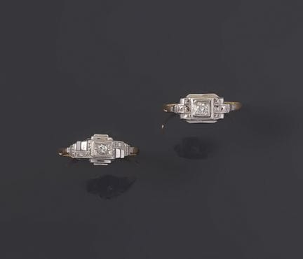 Zwei Ringe im Art-Déco-Stil aus 18 Karat Gelbgold 