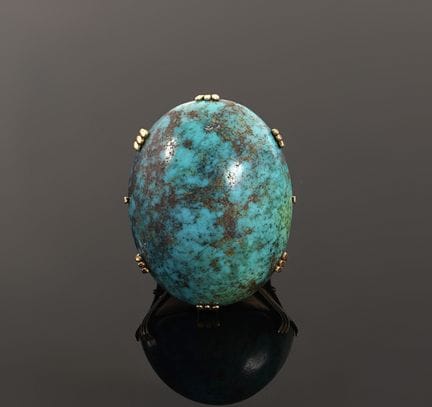 Ring aus 18 Karat Gelbgold (750) mit einem großen,