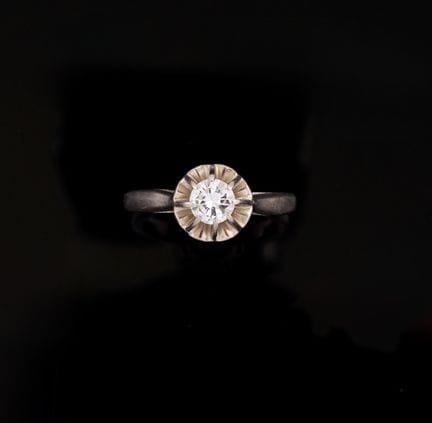 Solitärring aus 18 Karat Gold (750er) mit einem Di