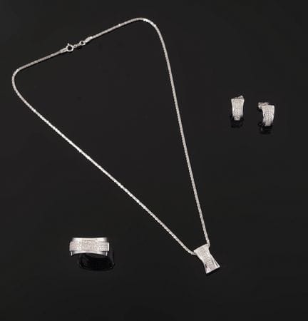 Kleines Schmuckset aus 18 Karat Weißgold (750) bes