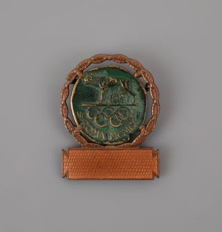 Jeux olympiques / Rome 1960
Badge officiel en méta