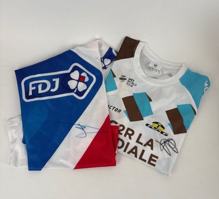 Cycling / Tour de France
Set of 2 fan jerseys, eac