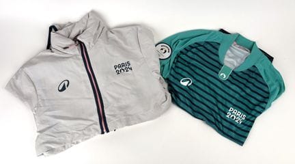 Jeux Olympiques / Paris 2024 / Volunteer Outfits
S
