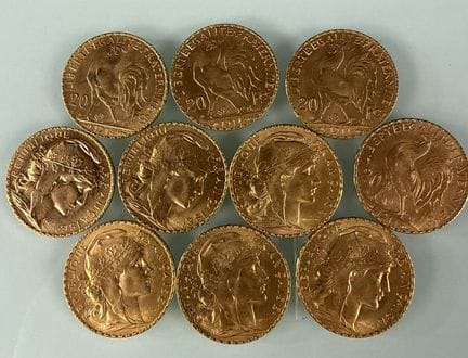 [法国]
10枚1911年（4枚）和1914年（6枚）20法郎金质“公鸡”硬币
有磨损
-
该批次存