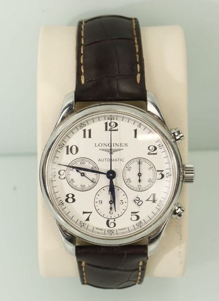 LONGINES
Men's chronograph wristwatch with a stain