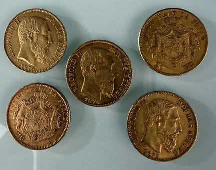 [比利时]
5枚1871年（1枚）和1876年（4枚）利奥波德二世20法郎金币
有磨损
-
该批次存