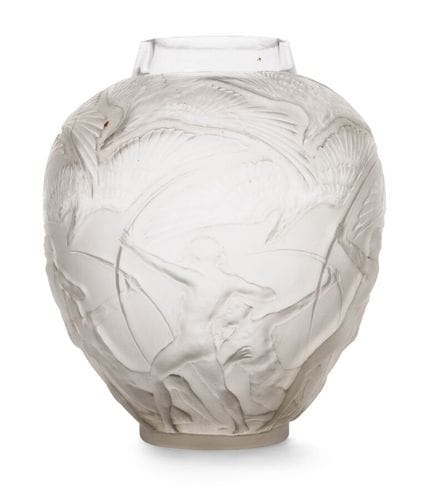 RENÉ LALIQUE (1860-1945) 
«Archers», modello creat