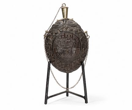 PULVÉRIN
Decorated with scenes of courtly love and